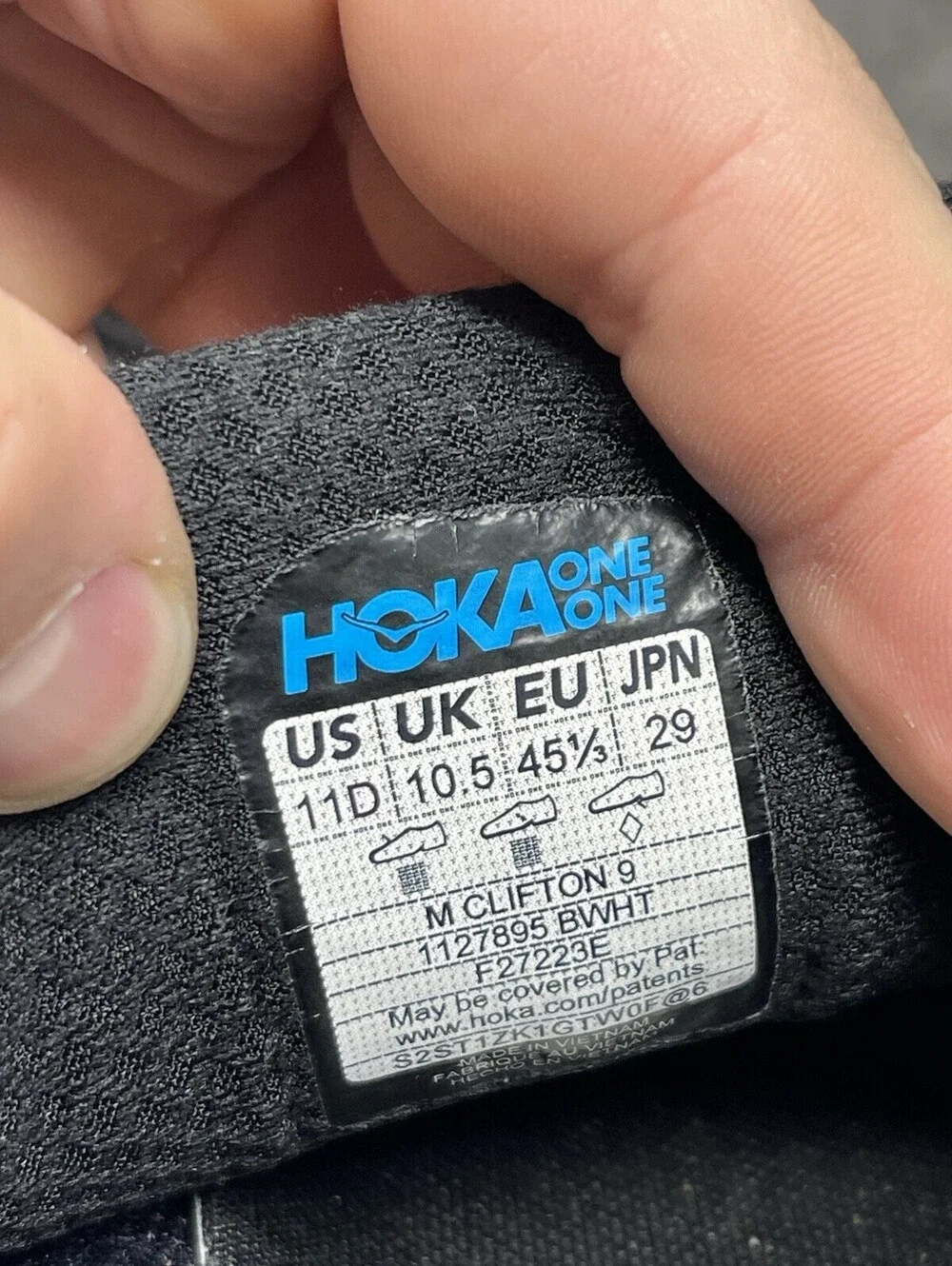 HOKA Clifton 9 Black White Size 11 Mens Cushioned Running Walking Shoes